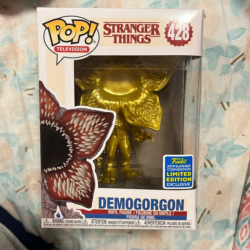 Demogorgon gold funko pop stranger things